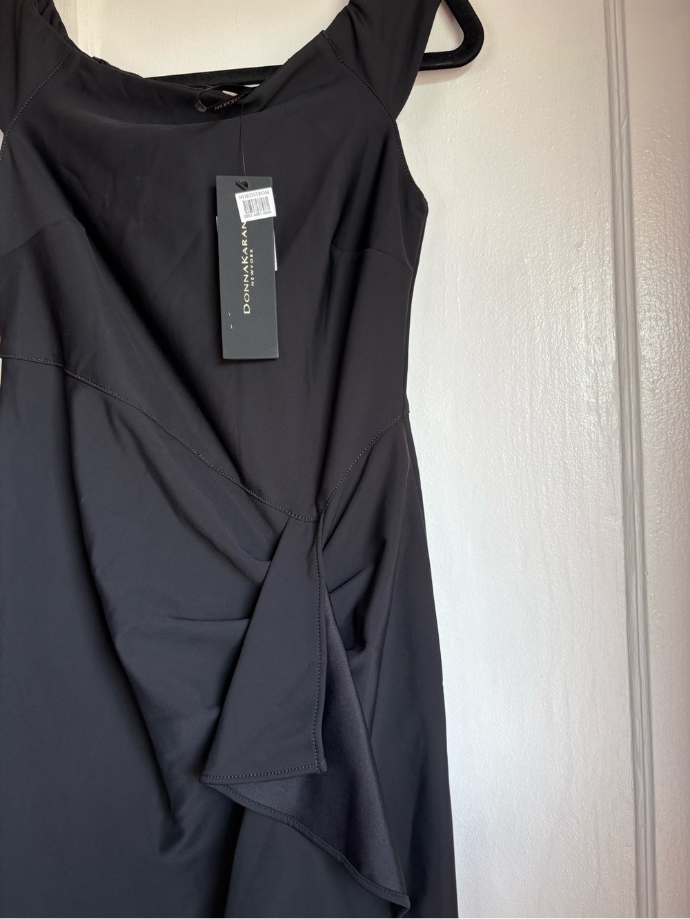 Donna Karan New York Black Side Ruffle Off The Shoulder Gown Size 2 NWT - Picture 4 of 7